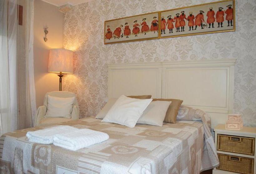 Дом 4 Спальни, Casa Escosa