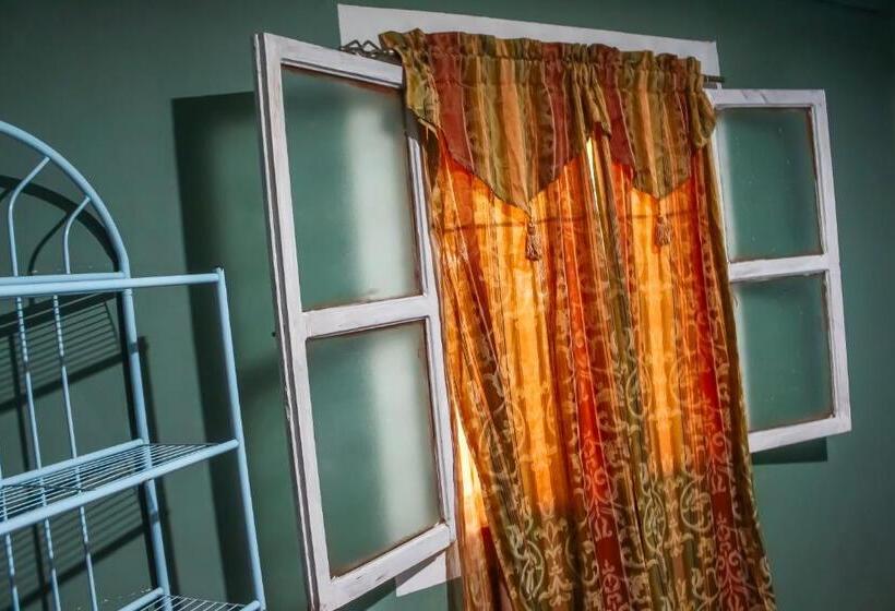 Quarto Estandar, Hostal Casa Mauro