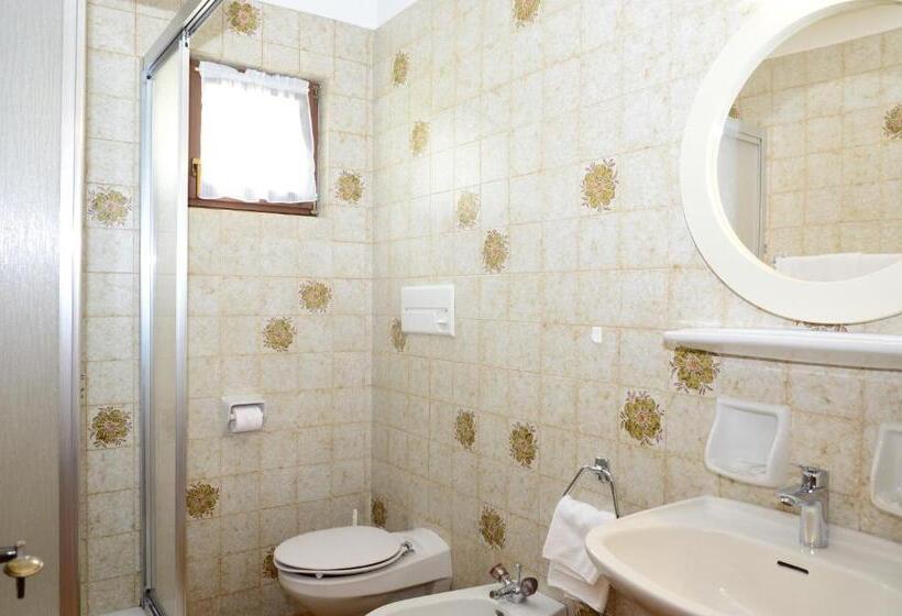 דירה בת חדר שינה 1 עם מרפסת, Residence Granvara