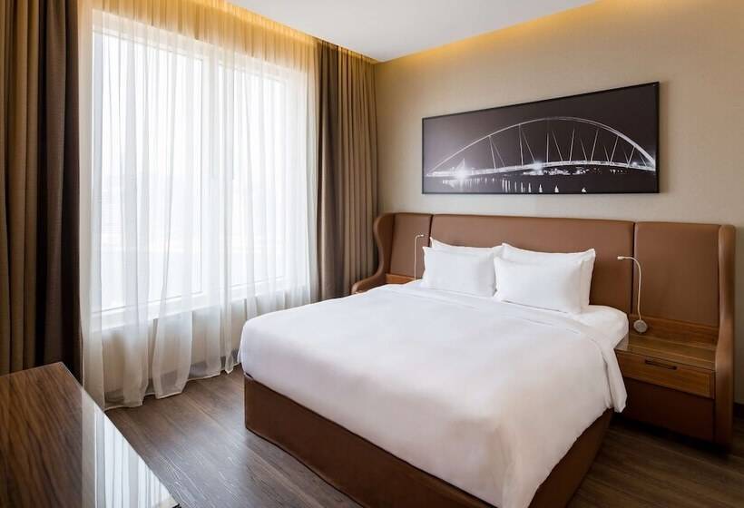 Люкс, Radisson Blu Hotel, Dubai Canal View