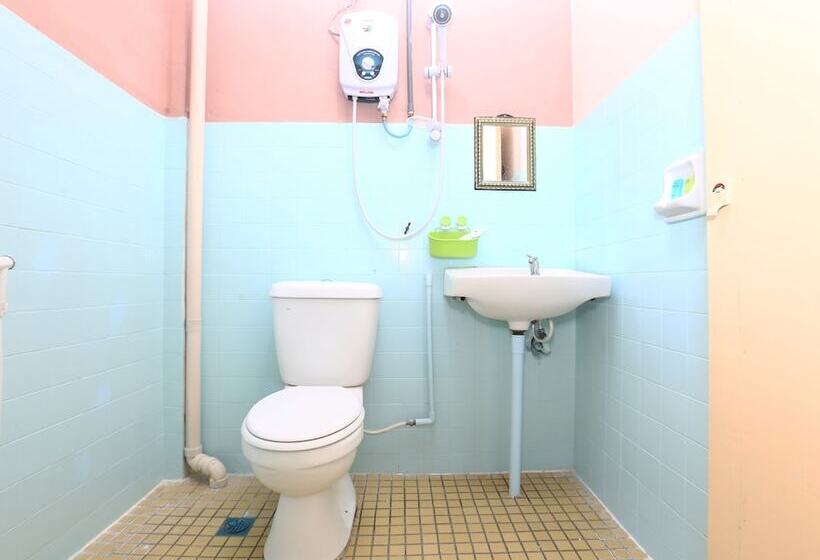 Family Suite, O Pelangi Marang