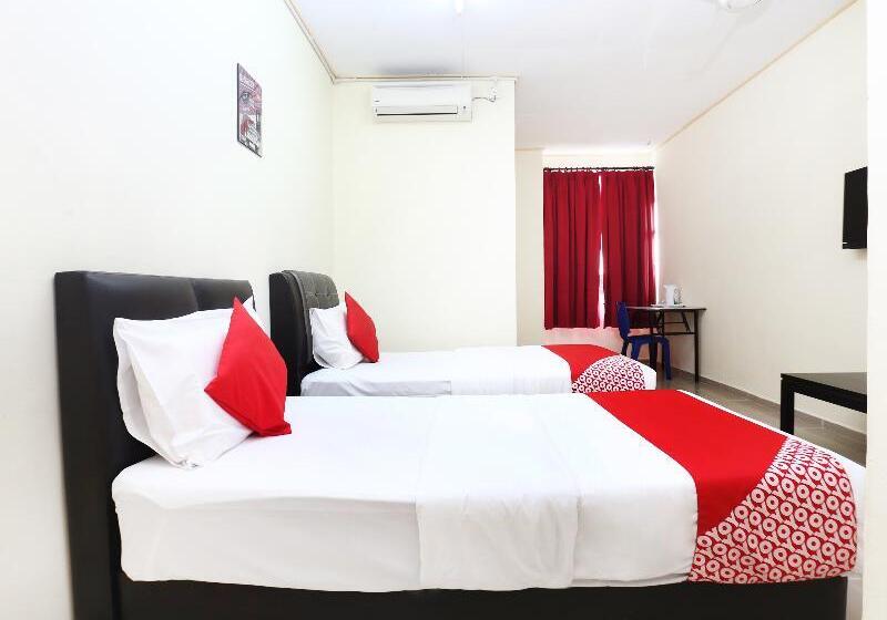 Quarto Deluxe, O Pelangi Marang