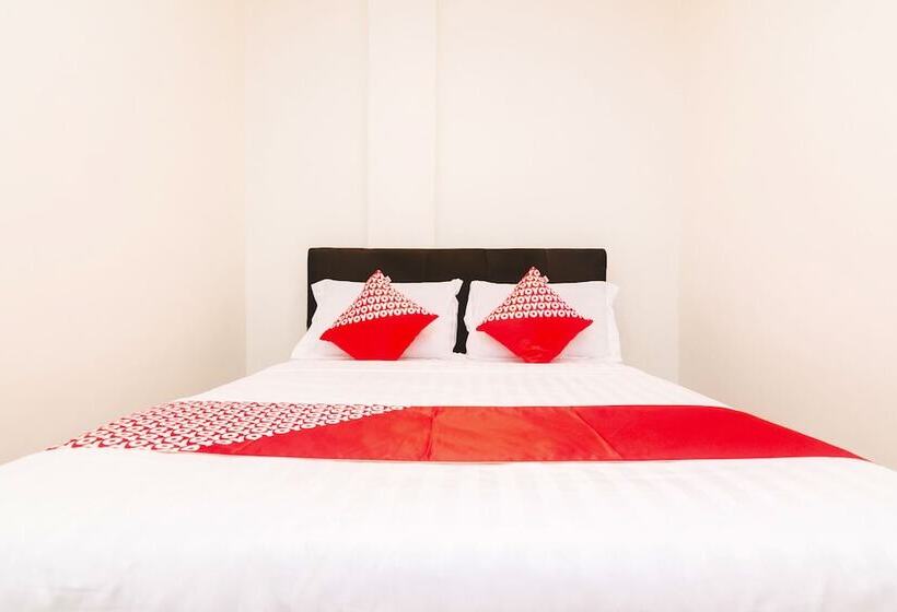 Quarto Estandar, Oyo 1635 New Star