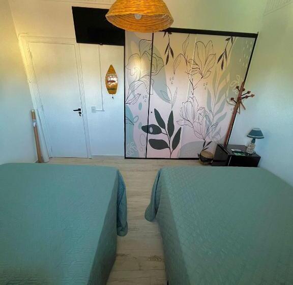 四人高级间, Pousada Orquídeas Do Guarujá