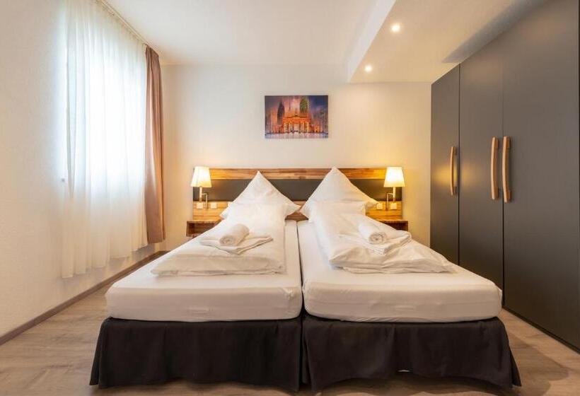 Family Suite, In Laisen