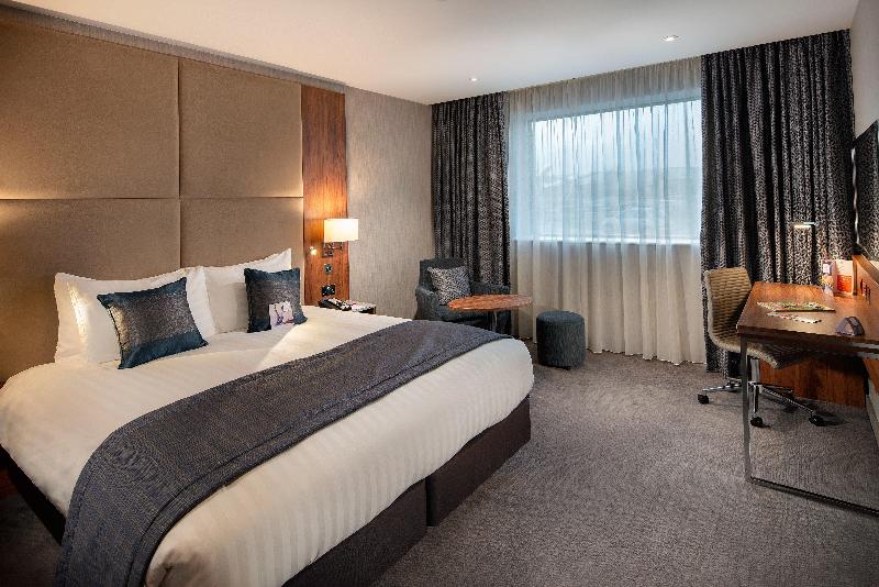 스탠다드 룸 킹사이즈 침대, Crowne Plaza London Heathrow T4, An Ihg