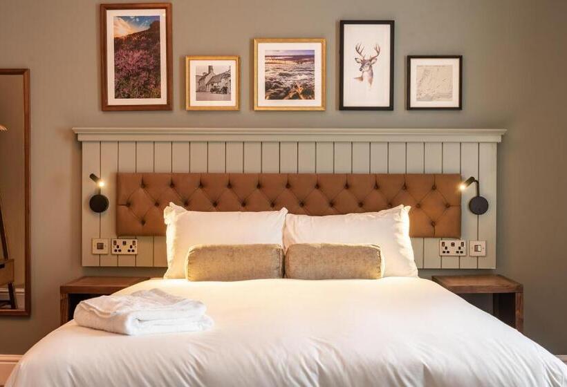 اتاق خانوادگی, The Hawes Inn By Innkeeper S Collection