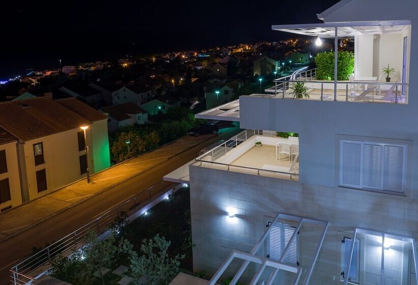 , Apartments Villa Azzurra Bol