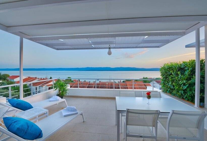 2 Bedroom Deluxe Apartment Sea View, Apartments Villa Azzurra Bol