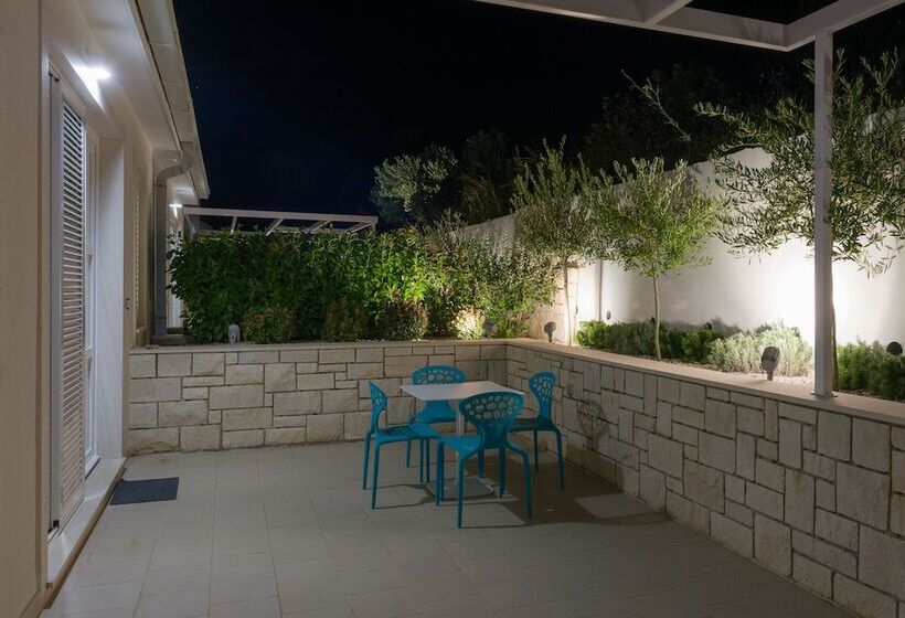 2 Bedroom Deluxe Apartment Sea View, Apartments Villa Azzurra Bol