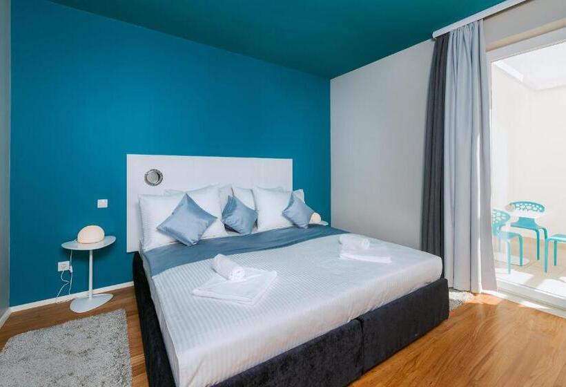 آپارتمان ممتاز دوخوابه رو به دریا, Apartments Villa Azzurra Bol
