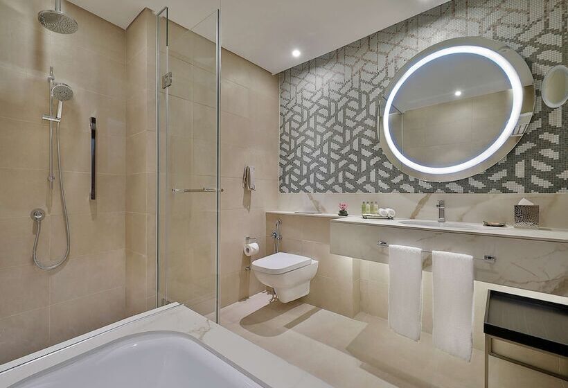 إستوديو سوبيريور, Hilton Doha The Pearl