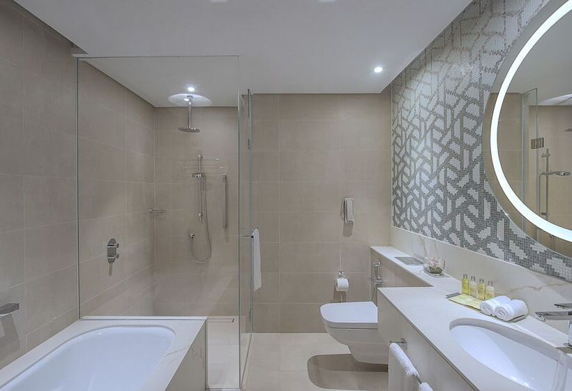 جناح سوبيريور, Hilton Doha The Pearl