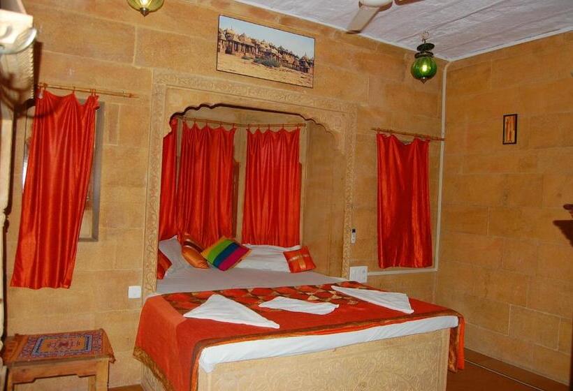 디럭스 룸, Pol Haveli Jaisalmer