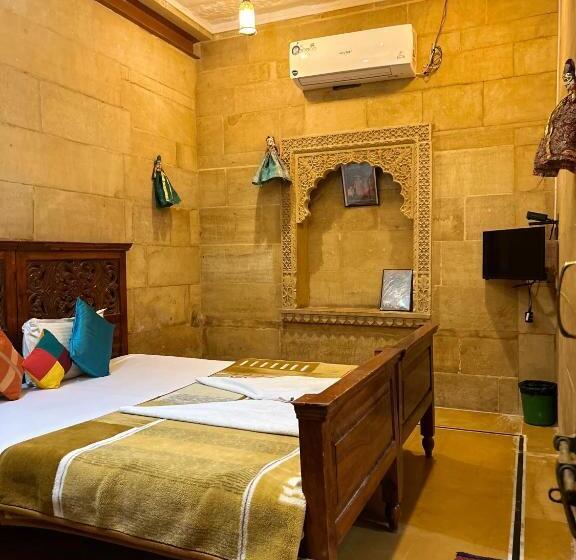 디럭스 룸, Pol Haveli Jaisalmer