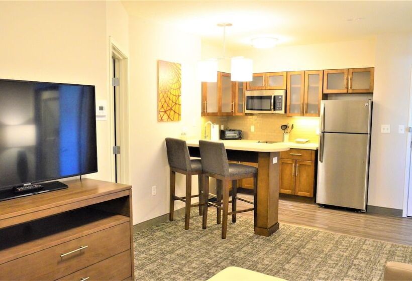 Люкс, Staybridge Suites   Orenco Station, An Ihg