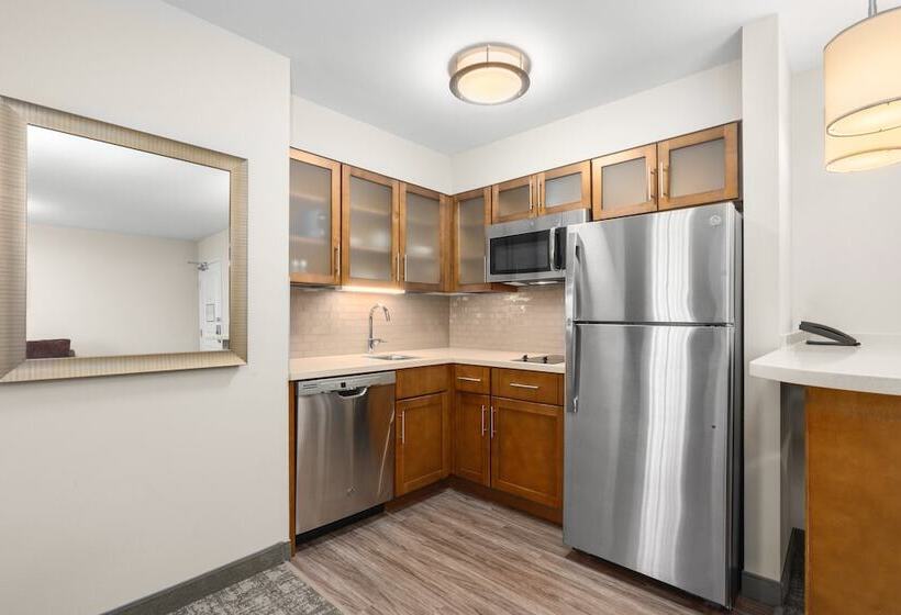 Люкс, Staybridge Suites   Orenco Station, An Ihg