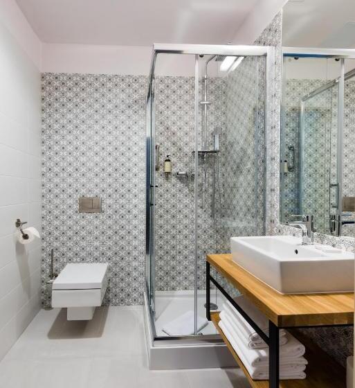 Family Suite, Eureka