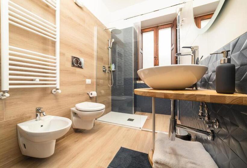 Номер Стандарт с Балконом, Santaló B&b