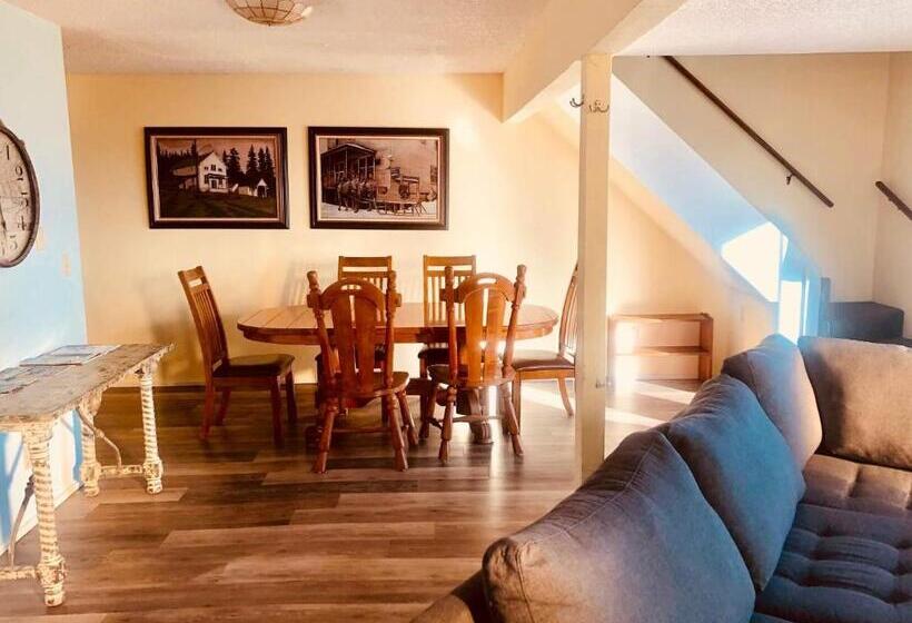 带2个卧室的套房, Driftwood Inn