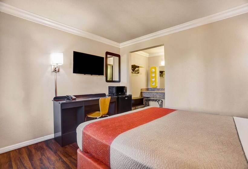 디럭스 룸, Motel 6fresno, Ca  Belmont Ave