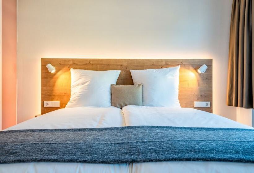 Номер Superior, Coucou Hotel & Kuckucks Stube