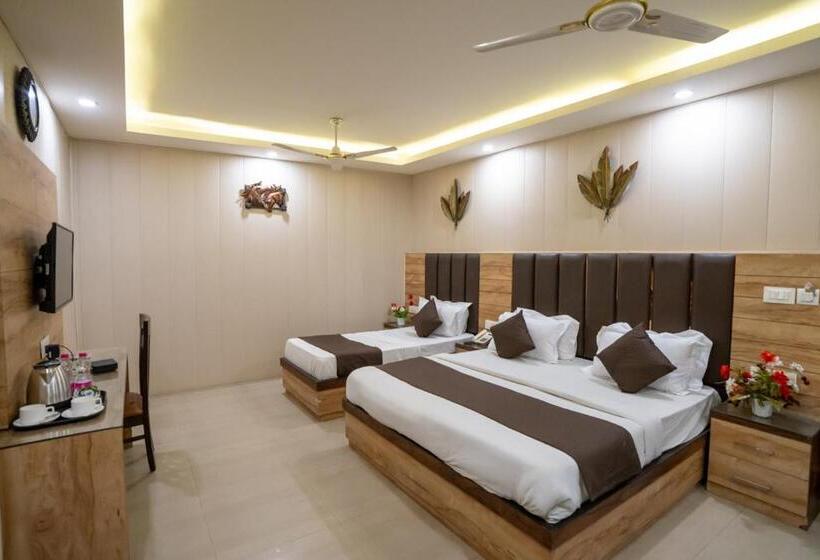 Трехместный Номер Deluxe, Mahajan International, Delhi Airport