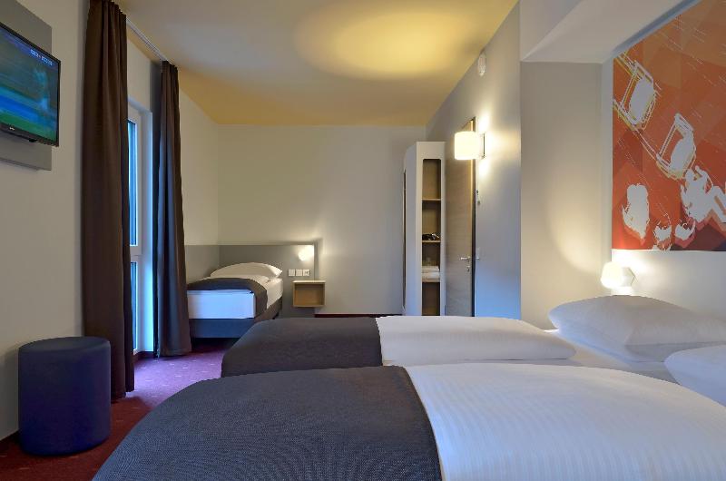 스탠다드 트리플 룸, B&b Hotel Stuttgart Bad Cannstatt