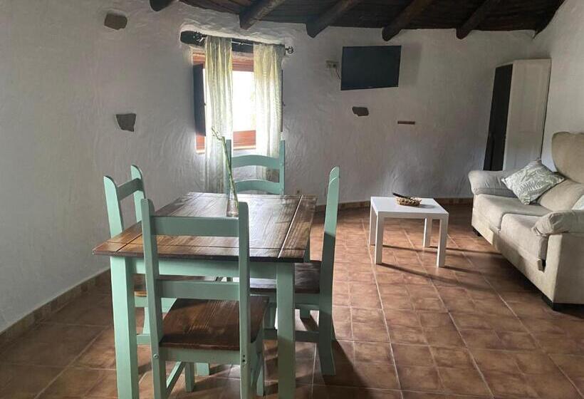 家庭间, Complejo Rural El Prado