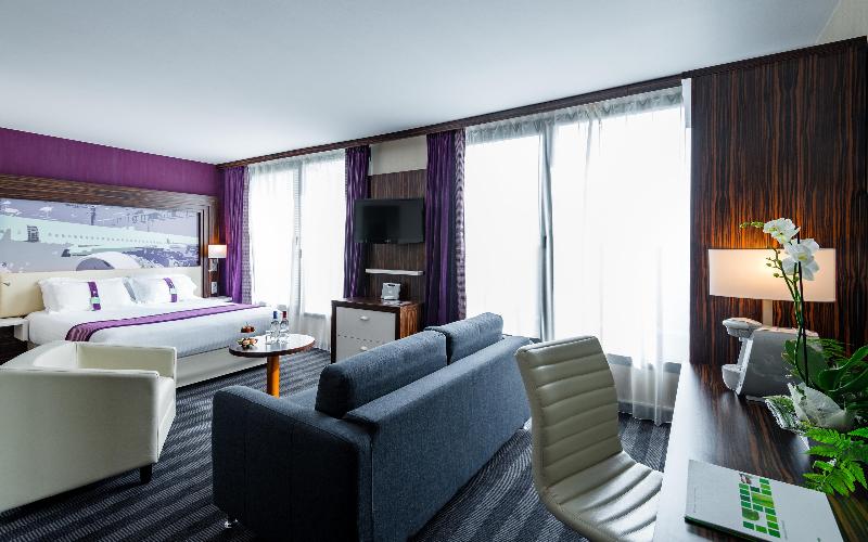 Полулюкс Кровать Кинг, Canvas Moncton, Tapestry Collection By Hilton