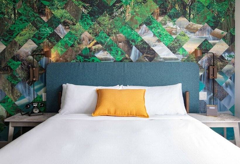 Номер Стандарт Двуспальная Кровать, Canvas Moncton, Tapestry Collection By Hilton