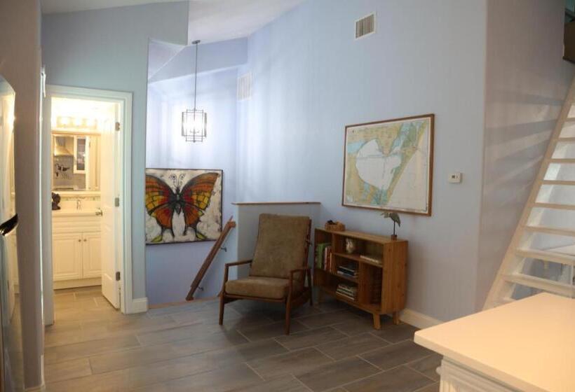 Апартаменты 1 Спальня Вид на Море, Executive Keys Condominiums On The Beach