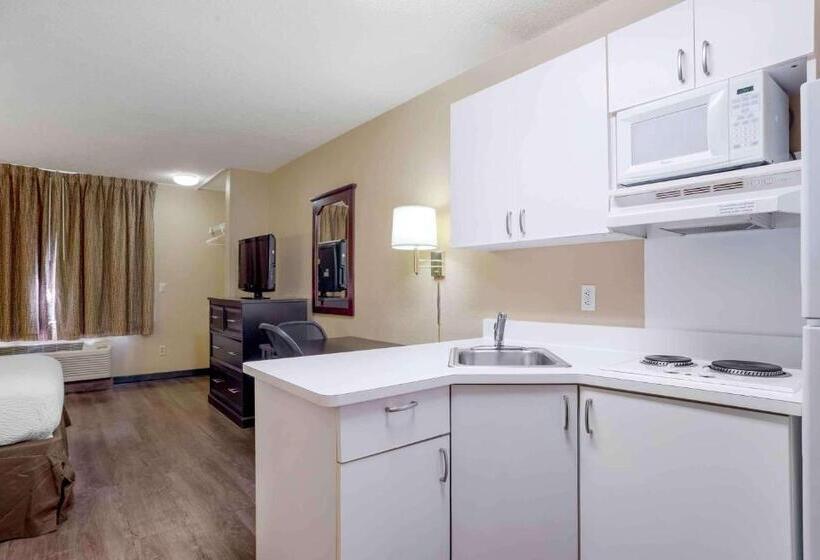 Студия Стандарт, Extended Stay America Suites  Pensacola  University Mall