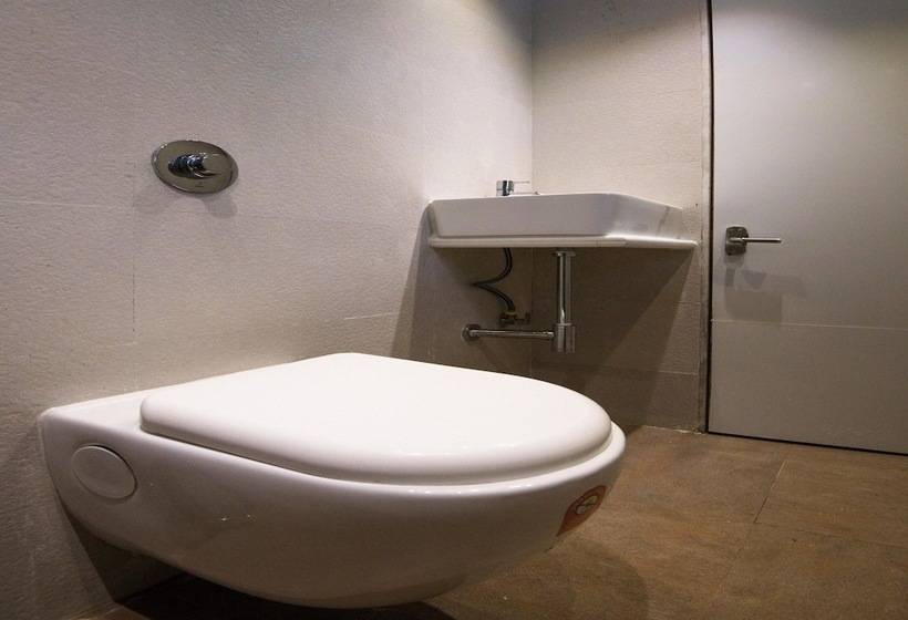 Номер Стандарт, Super Hotel O Gokul Grand Near Sr Nagar Police Station