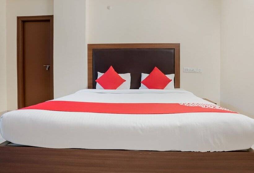 Номер Стандарт, Super Hotel O Gokul Grand Near Sr Nagar Police Station