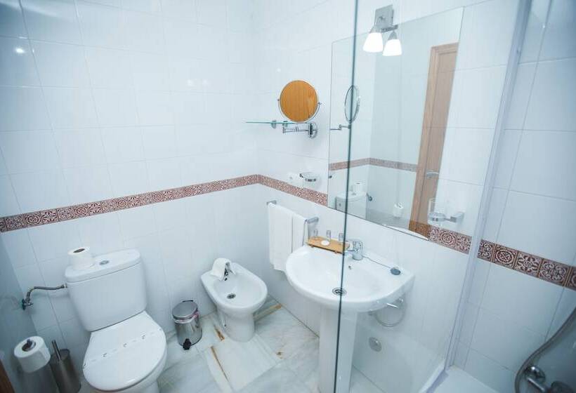 Standard-huone, Nómadas