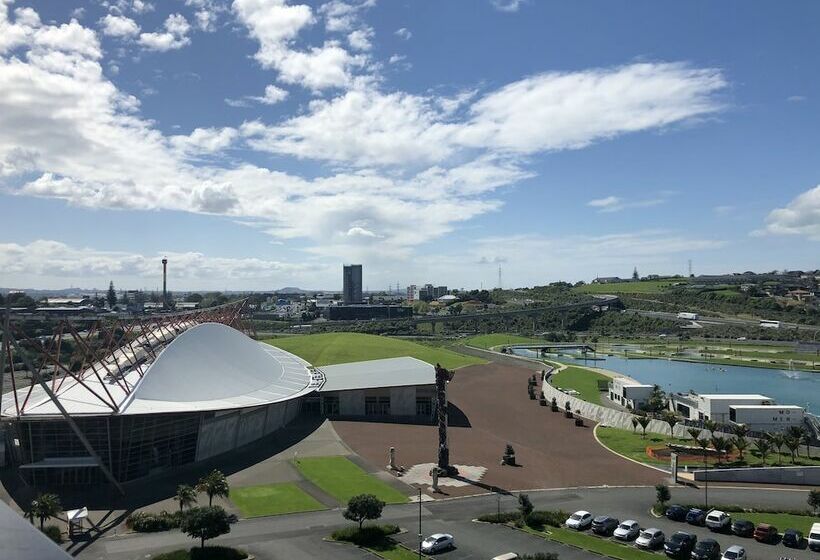 Номер Deluxe, Ramada Suites By Wyndham Auckland Manukau Pacfic Centre
