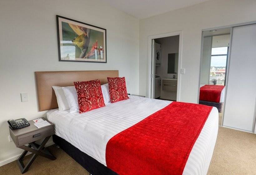 Студия Deluxe, Ramada Suites By Wyndham Auckland Manukau Pacfic Centre