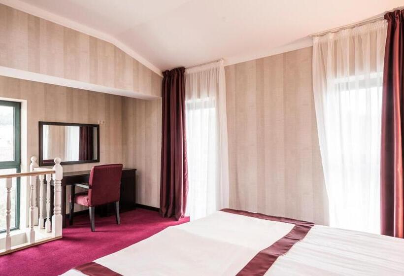 1 Bedroom Penthouse Apartment, Kopala Tskneti
