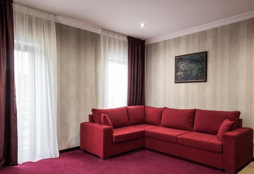 1 Bedroom Penthouse Apartment, Kopala Tskneti