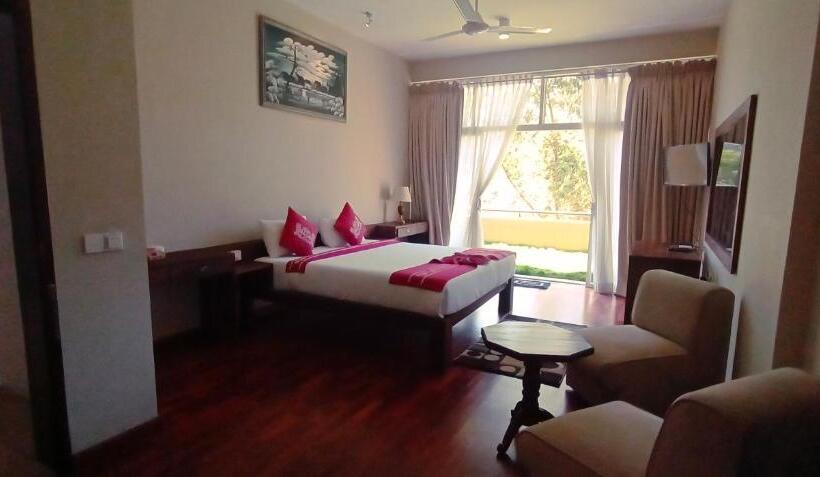 اتاق لوکس, Lilara Hills   Diyatalawa