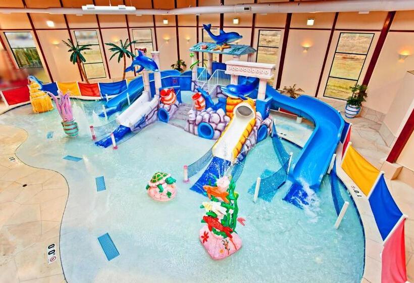 Люкс Повышенной Комфортности, Grand Marquis Waterpark Hotel & Suites