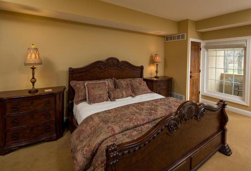 발코니가 있는 스위트, Goldmoor Inn & Resort