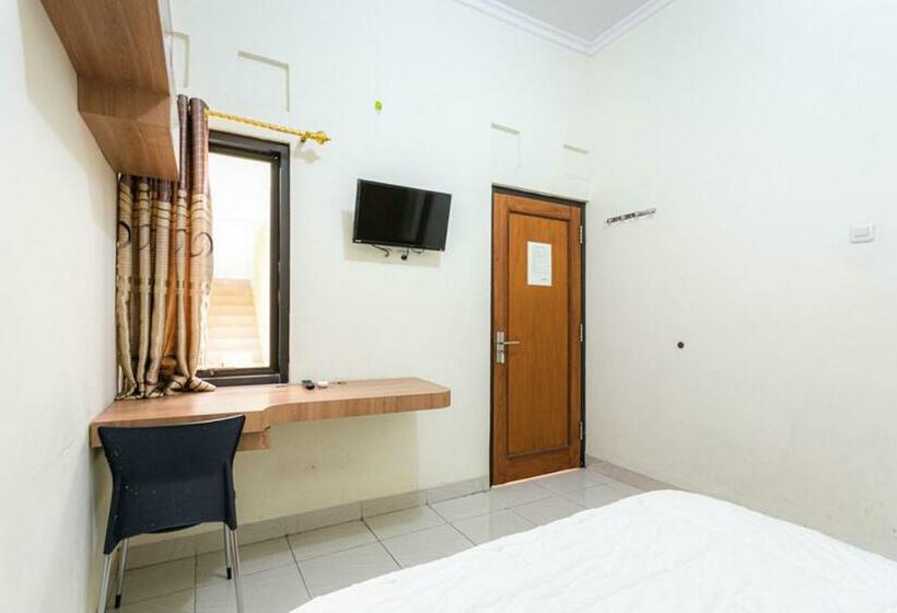 Номер Стандарт, Reddoorz Syariah Near Assalaam   Ums