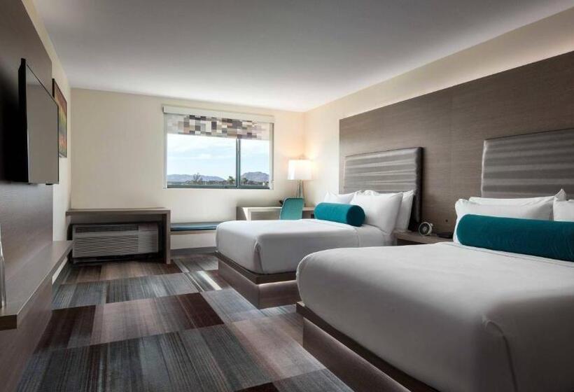 Номер Стандарт Вид на Бассейн, Aloft Scottsdale