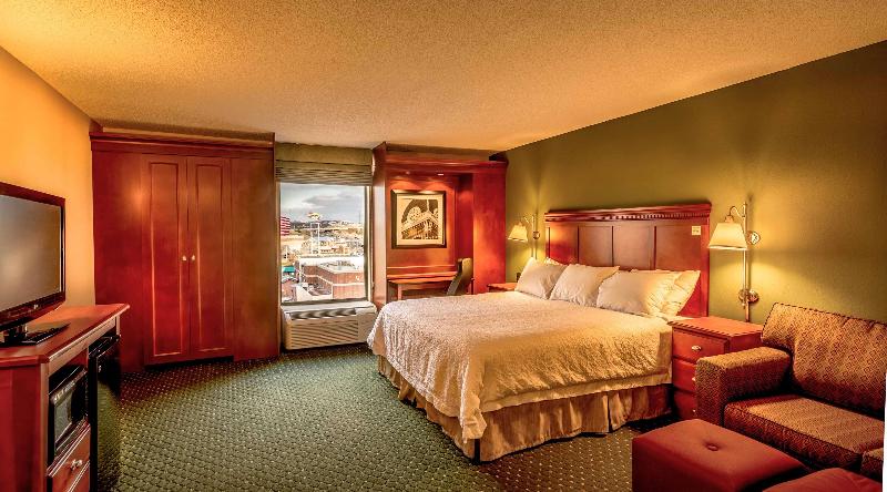 带大床的标准间, Hampton Inn Washington