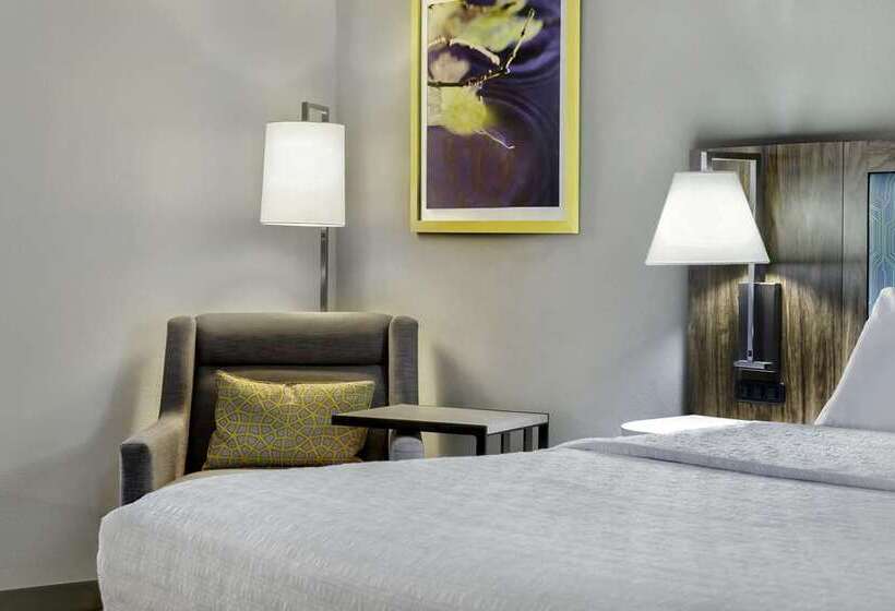 Standard-huone King-vuode, Hampton Inn Bellevue / Nashvillei40 West
