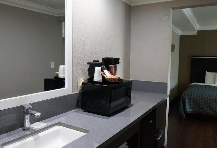 Номер Стандарт, Hawthorne Plaza Inn Near Lax