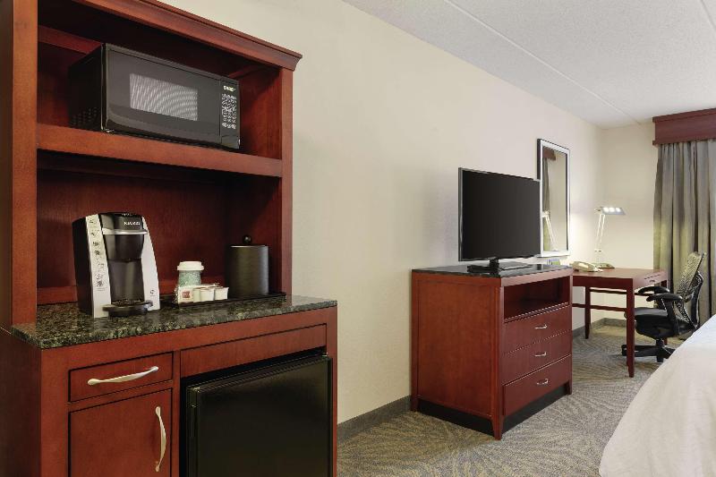 Стандартный Номер Кровать Кинг, Hilton Garden Inn Shelton