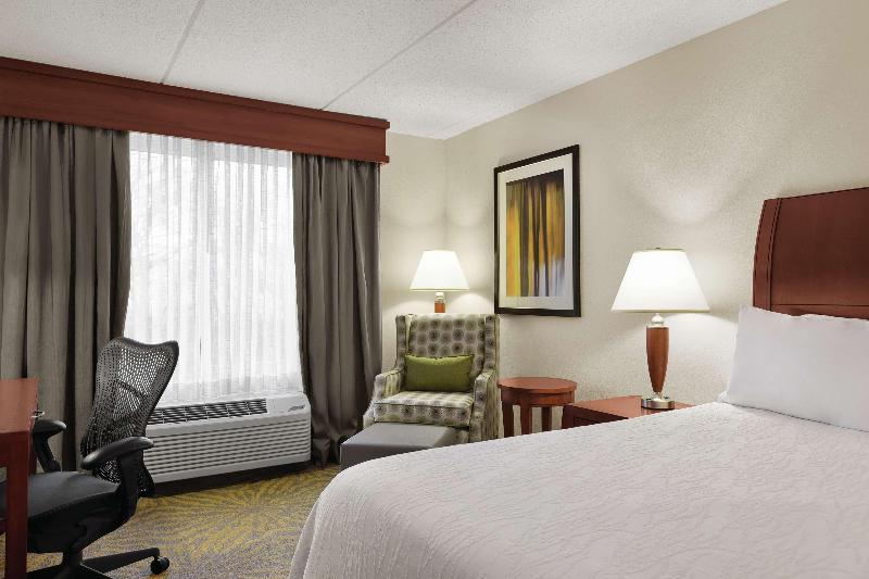 Номер Премиум, Hilton Garden Inn Shelton